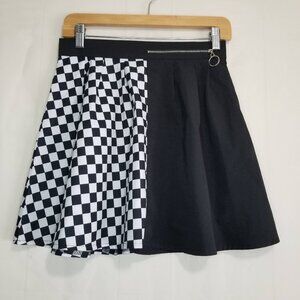 Romwe Black White Half Checkered Skater Skirt size S Halloween lightweight short